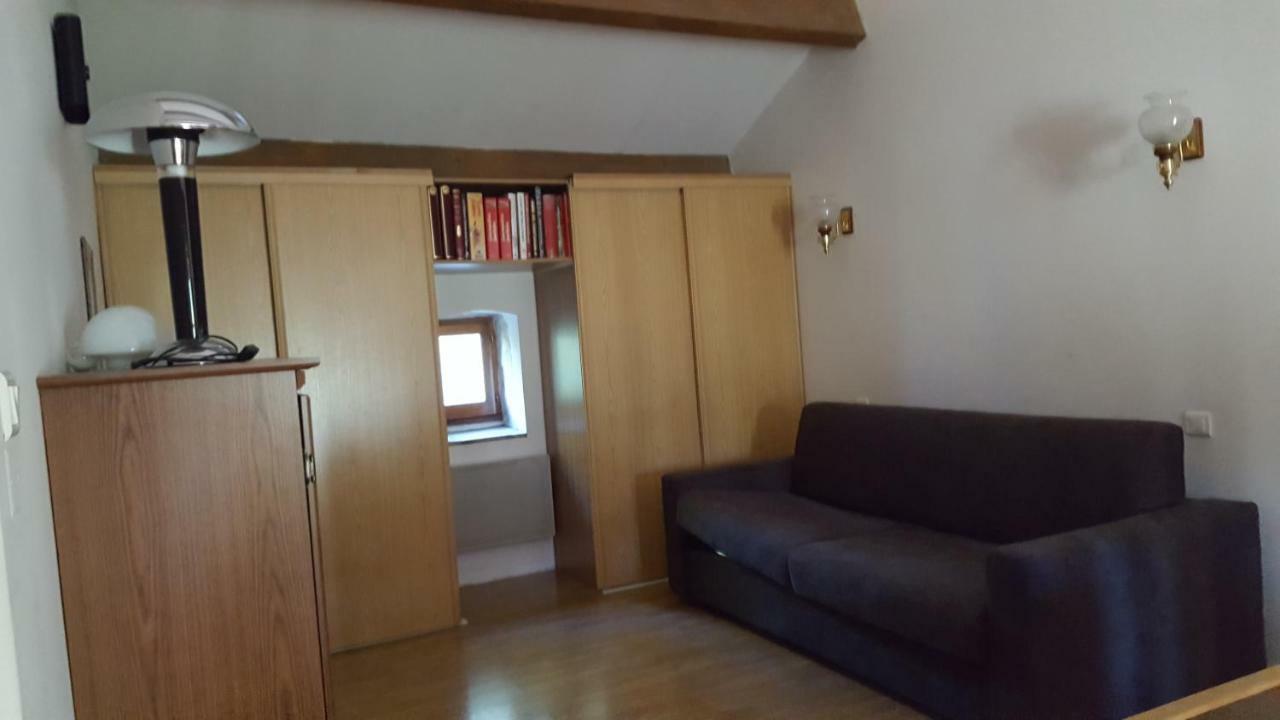Apartmán La Mejanenque Vénéjan Exteriér fotografie